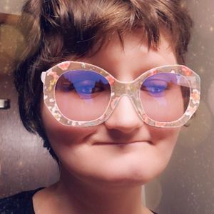 Meet your Posher, Misty